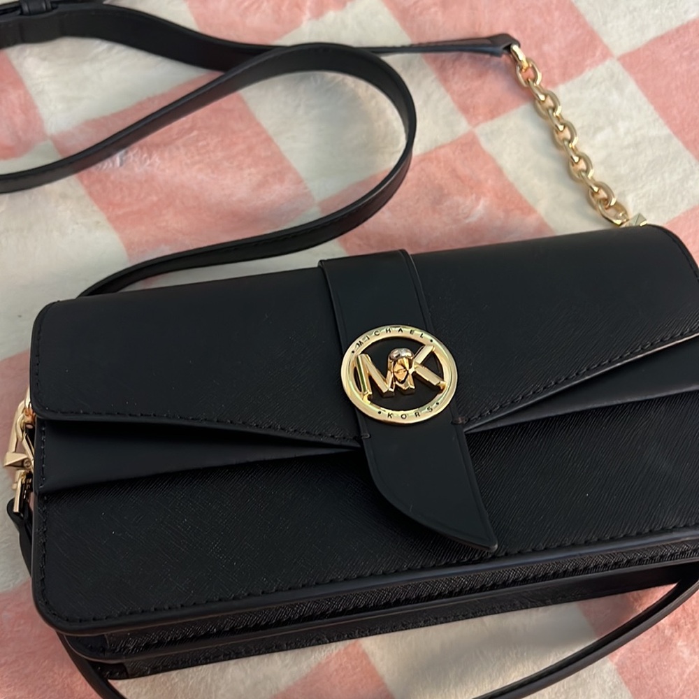 SOLD Michael Kors Greenwich Medium Saffiano Leather Shoulder Bag